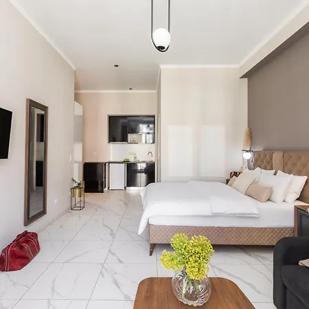 Black Onyx Comfort Suites Thessaloniki Exterior photo