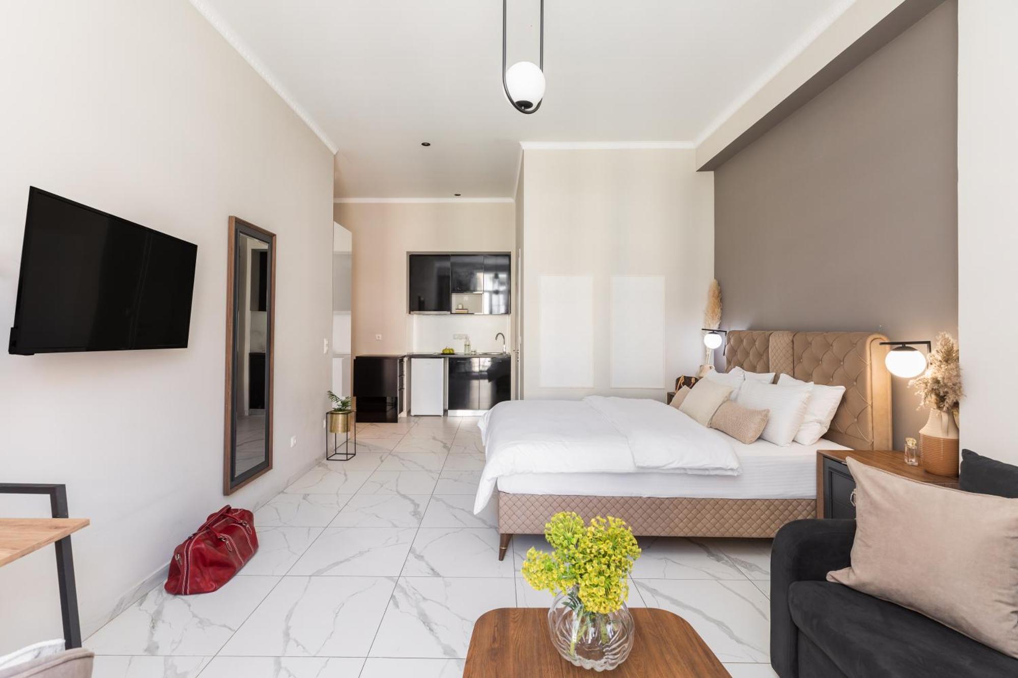 Black Onyx Comfort Apartment