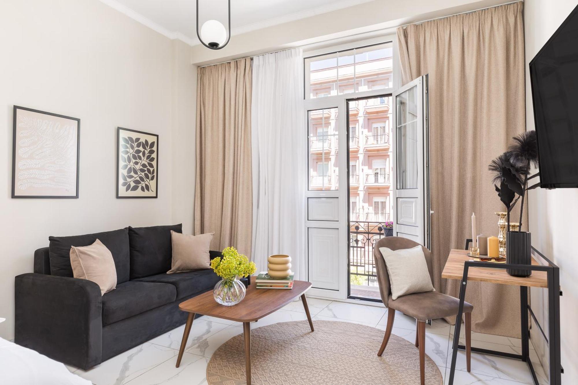 Black Onyx Comfort Apartment *